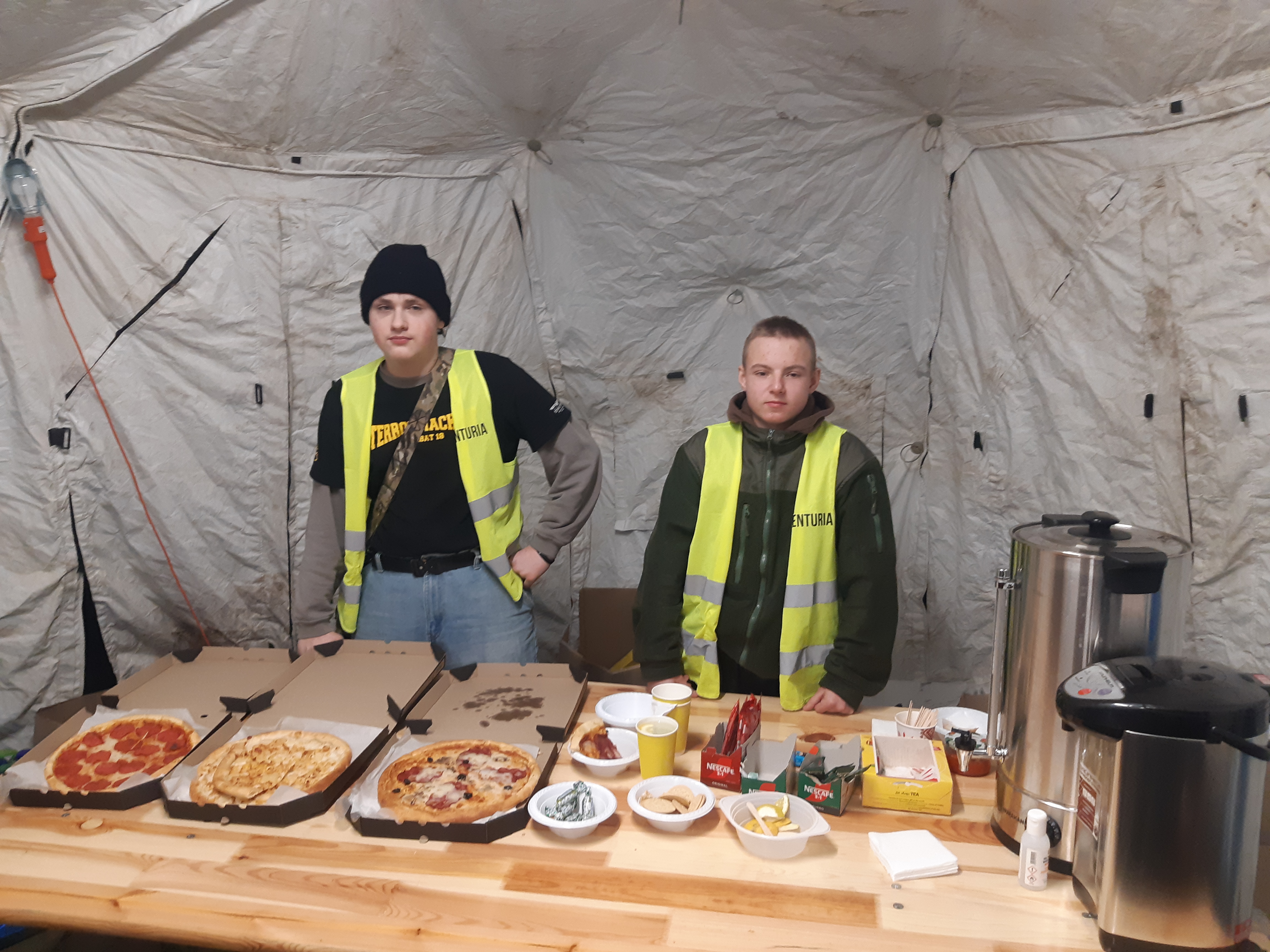 Ukrainian volunteers at work under wartime pressure