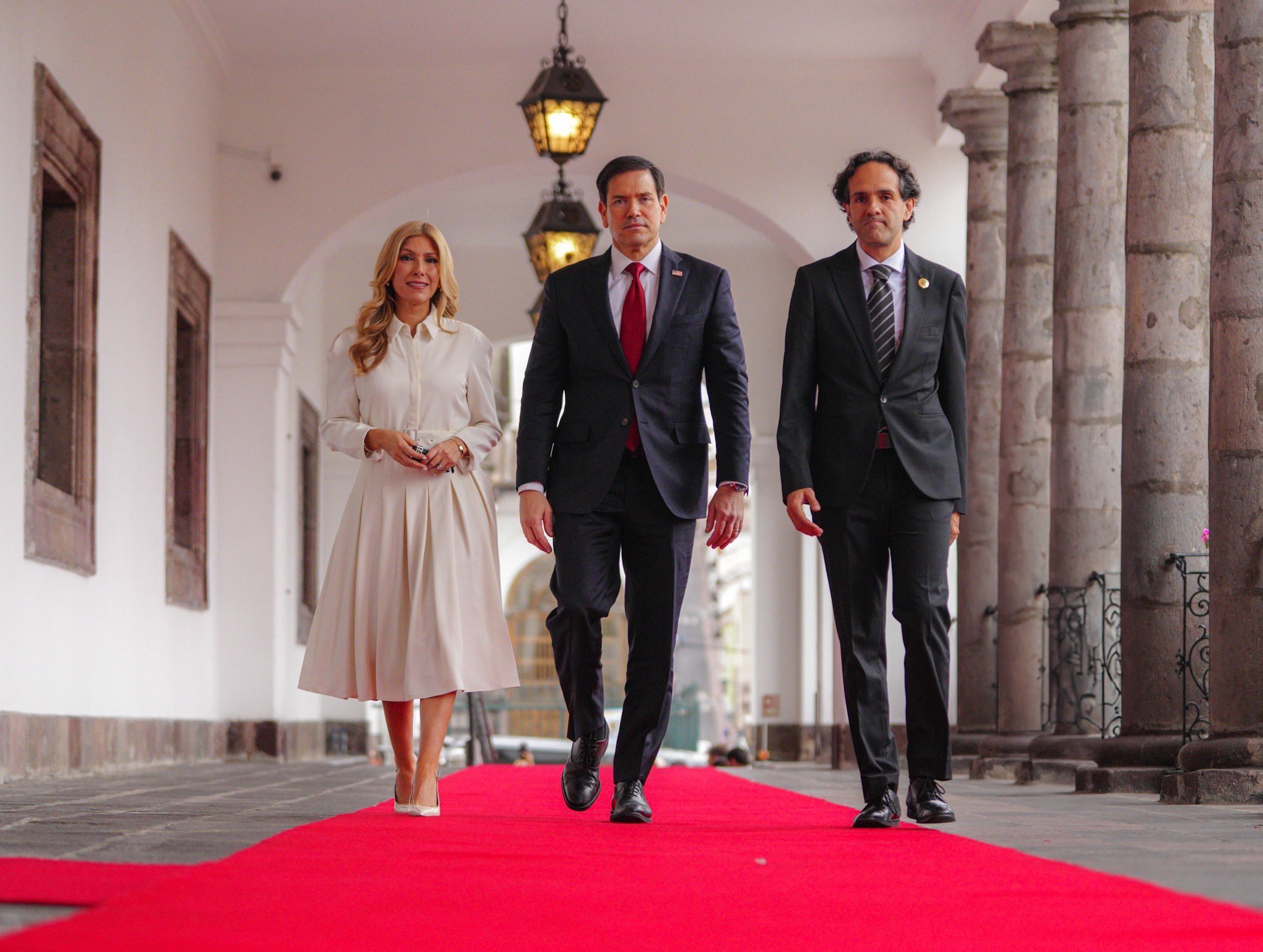 Marco Rubio on the red carpet at the presidential palace in Quito